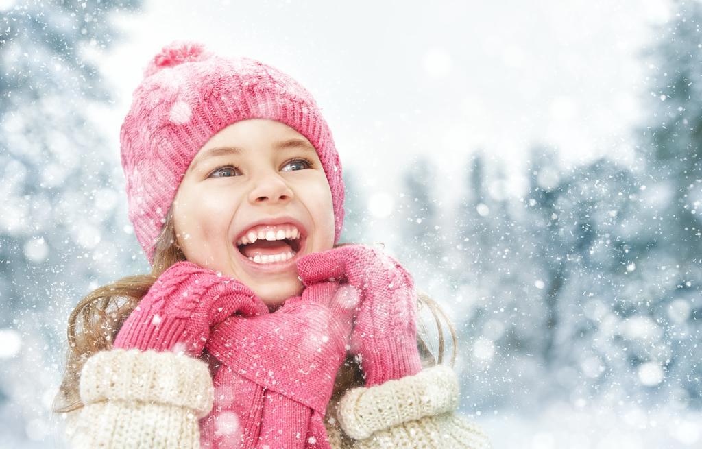 Alpina Zillertal . Family Lifestyle Kinderhotel ฟือเกน ภายนอก รูปภาพ
