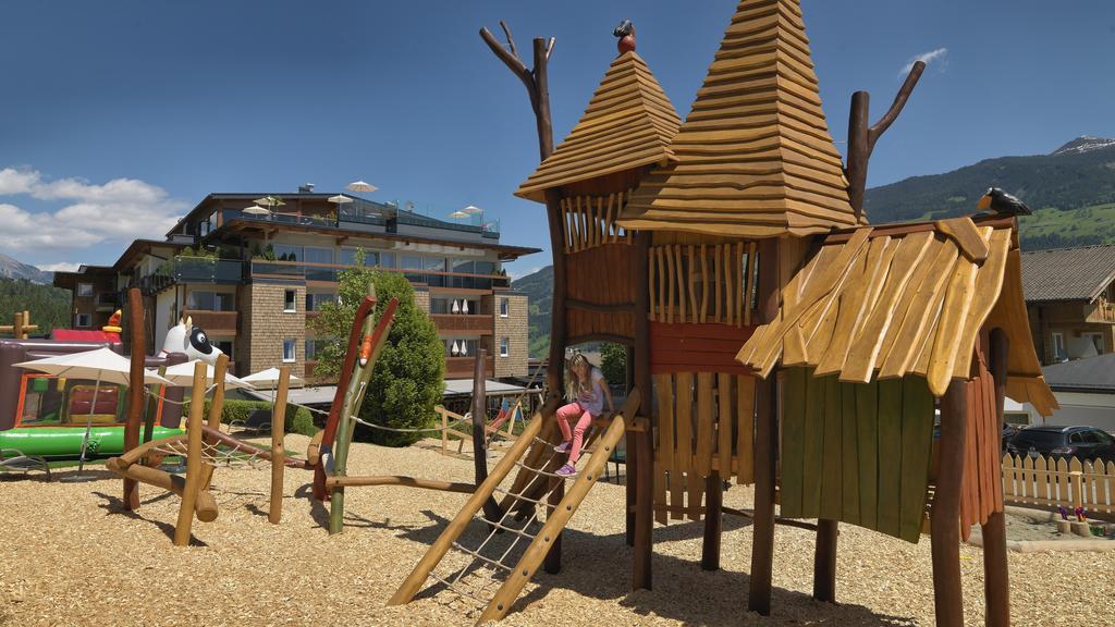 Alpina Zillertal . Family Lifestyle Kinderhotel ฟือเกน ภายนอก รูปภาพ